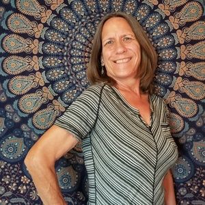 Meet your Posher, Laura